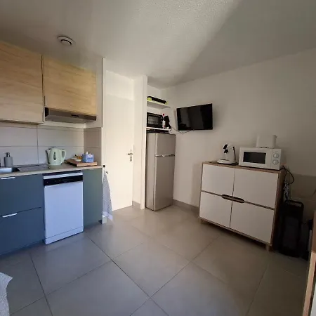 Maisonnette En Duplex Avec Piscine Et Clim Proche De La * Marseillan