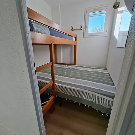 Maisonnette En Duplex Avec Piscine Et Clim Proche De La